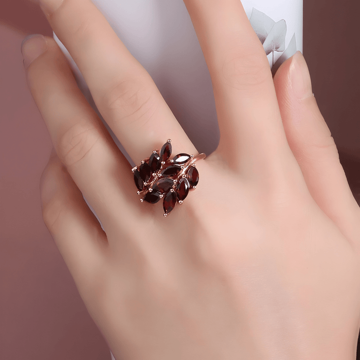 Éblouissante Bague Grenat en Or Rose - Éclat Pourpre | Bijoux Chakra