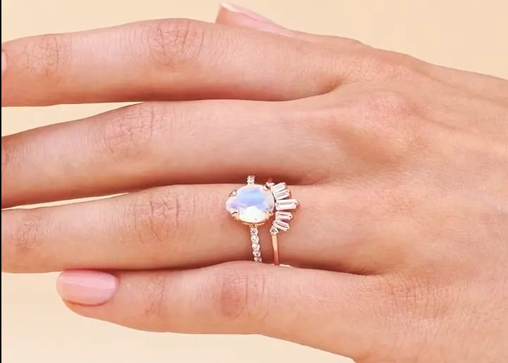Anneau Éclatant en Pierre de Lune "Princesse" | Bijoux Chakra