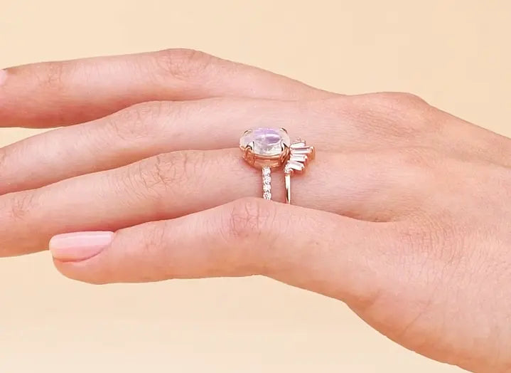 Anneau Éclatant en Pierre de Lune "Princesse" | Bijoux Chakra