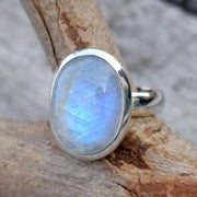 Bague Vintage en Pierre de Lune "Renaissance Éternelle" | Bijoux Chakra