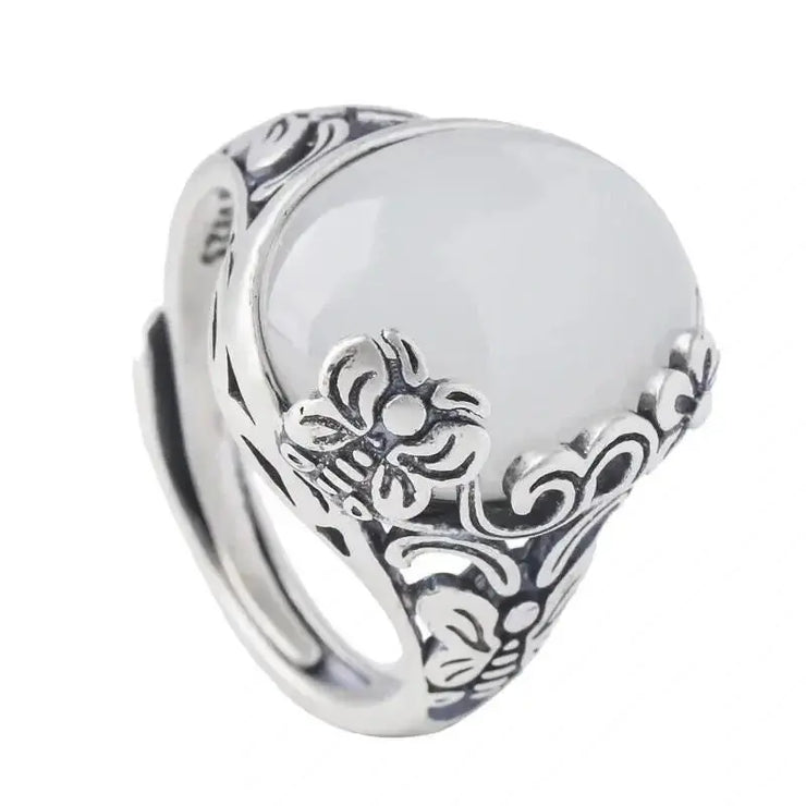 Bague Éblouissante en Pierre de Lune avec Cabochon Ovale "Œil de Chat" | Bijoux Chakra