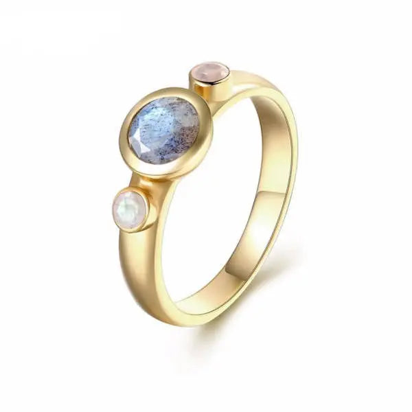 Anneau Éclatant en Pierre de Lune sur Or 14k – "Océan de Bohème" | Bijoux Chakra