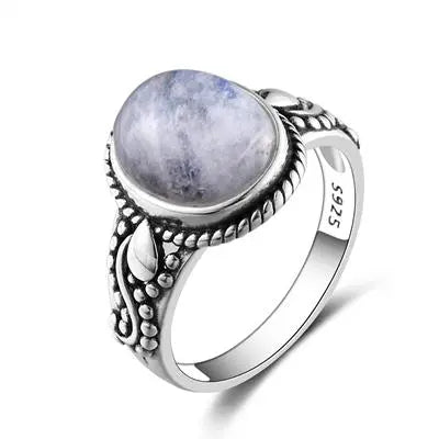 Bague "Nocturne" en Pierre de Lune avec Cabochon Ovale élégant | Bijoux Chakra