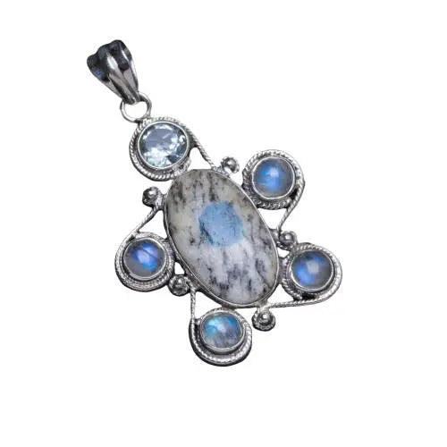 Pendentif "Solena" en Pierre de Lune et d'AzuriteÉclatante | Bijoux Chakra