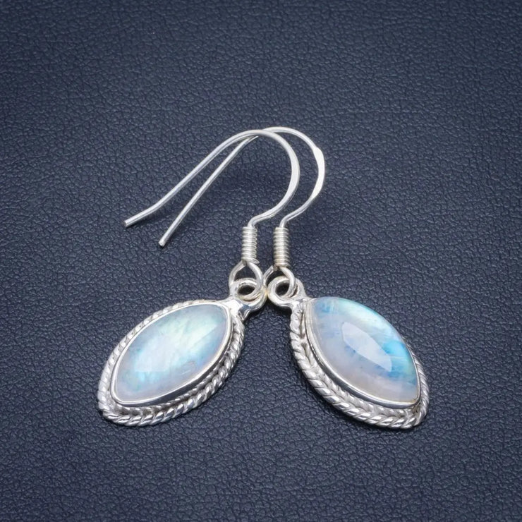 Pendants d'Oreilles en Argent ornés de Pierre de Lune ''Élégantes'' | Bijoux Chakra